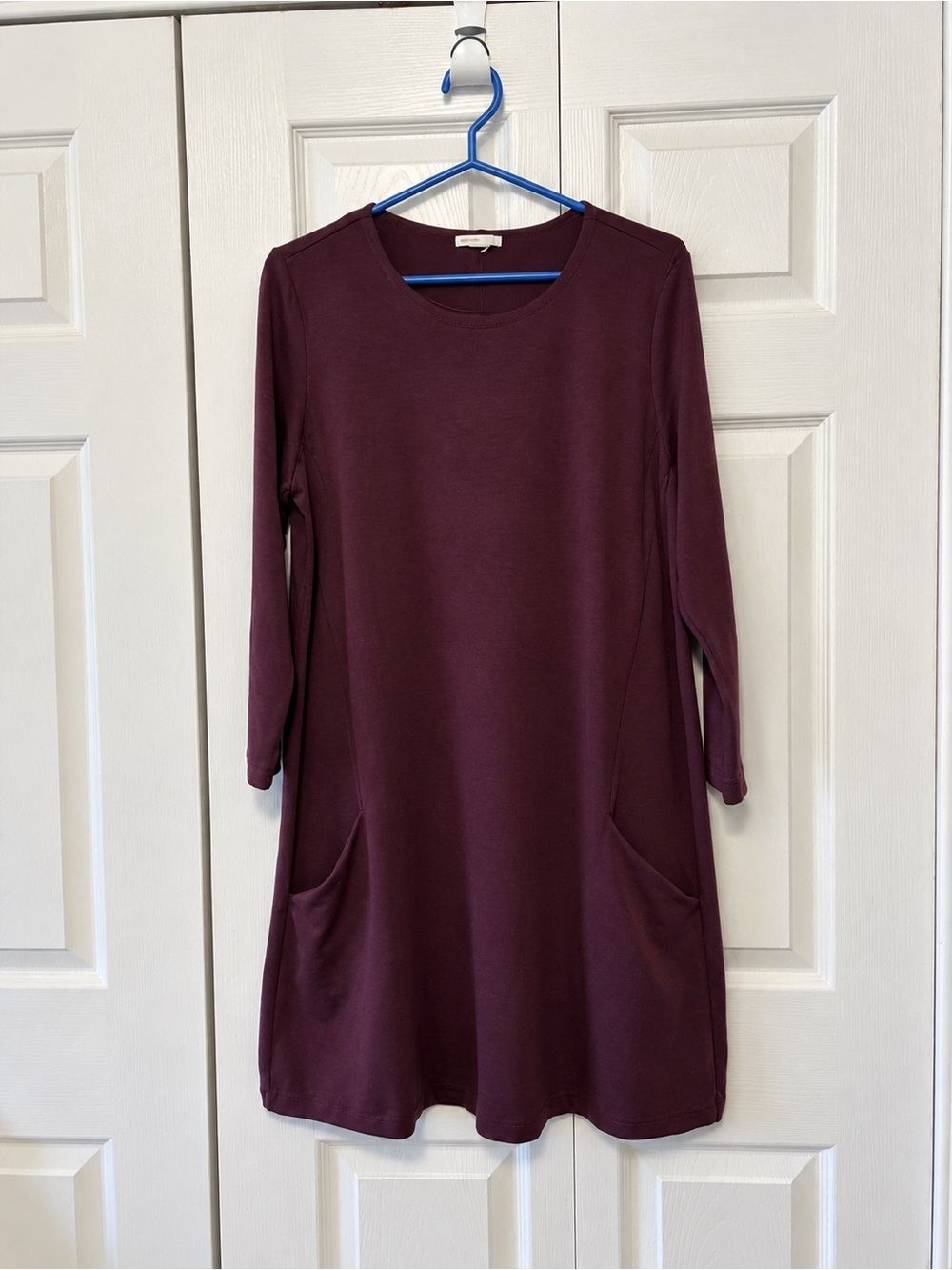 H&M Women's Long Sleeve Tunic Dress in Burgundy